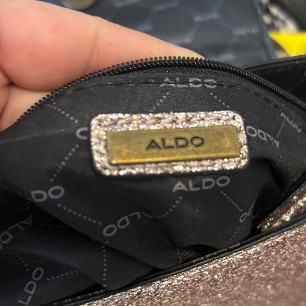 Aldo Glittery Pink Mini Bag with Bow and Chain - Picture 4 of 6